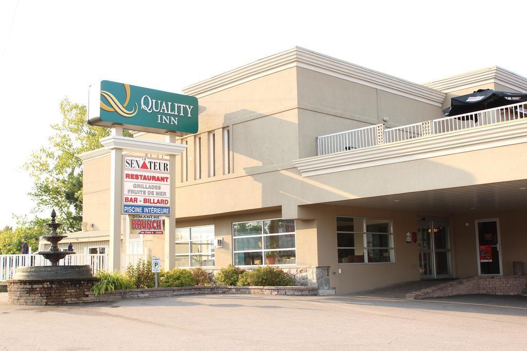 Quality Inn Мон-Лорье Экстерьер фото