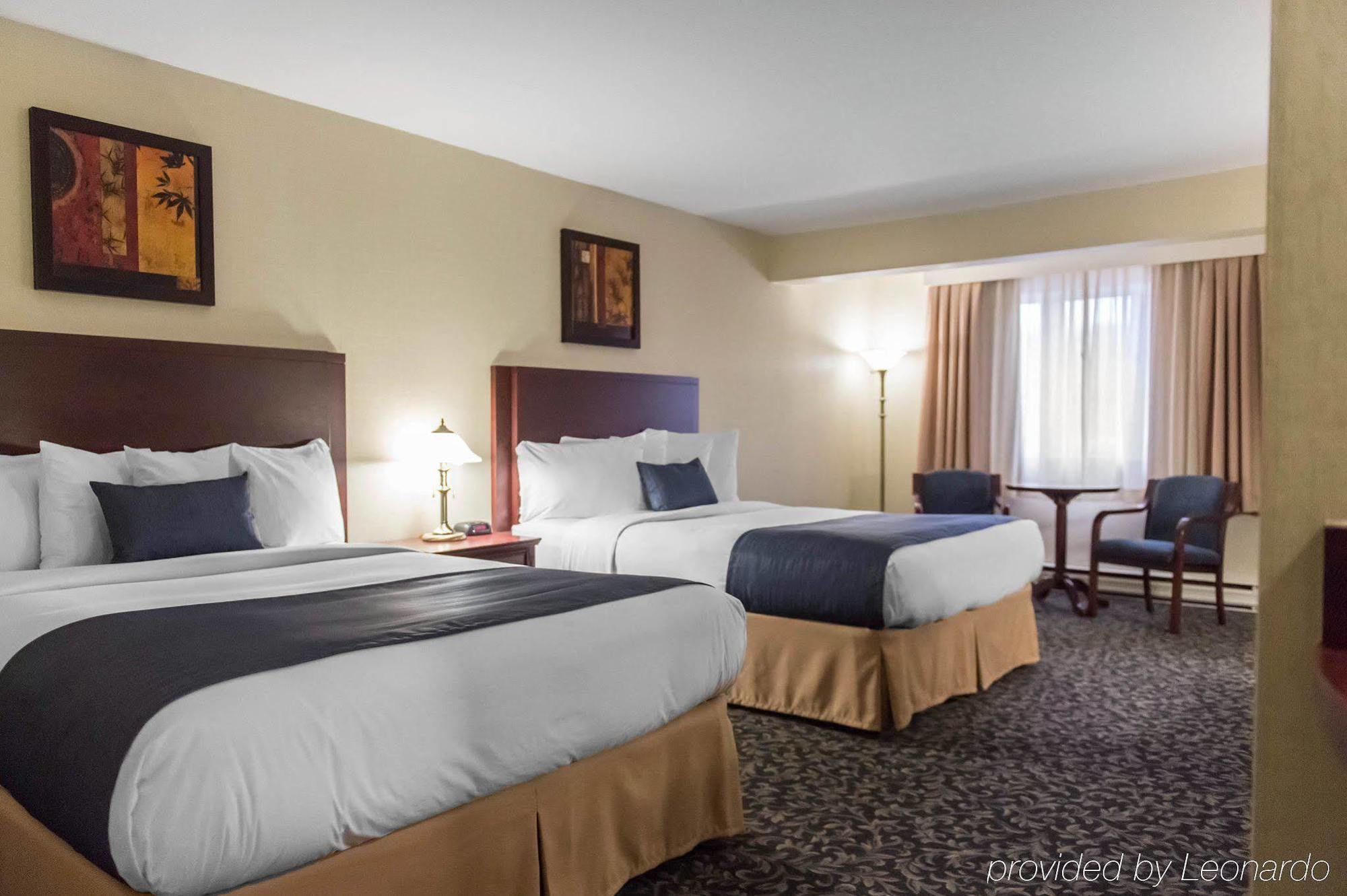 Quality Inn Мон-Лорье Экстерьер фото